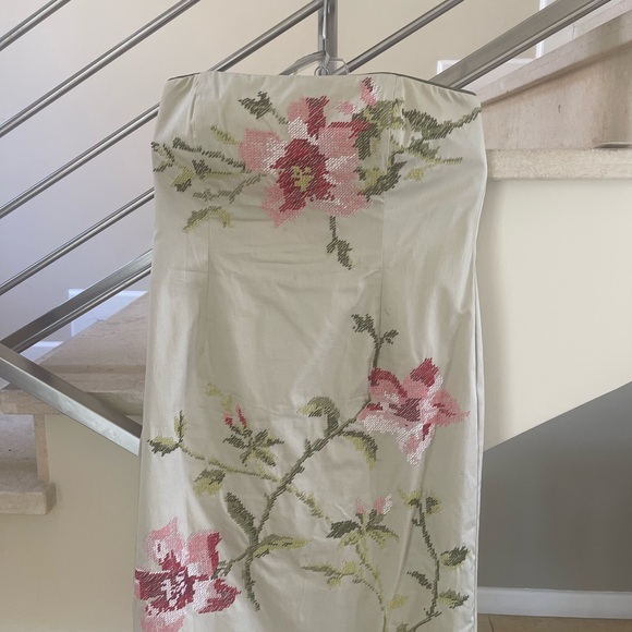 Vintage Floral Embroidered Strapless Dress - Picture 7 of 16